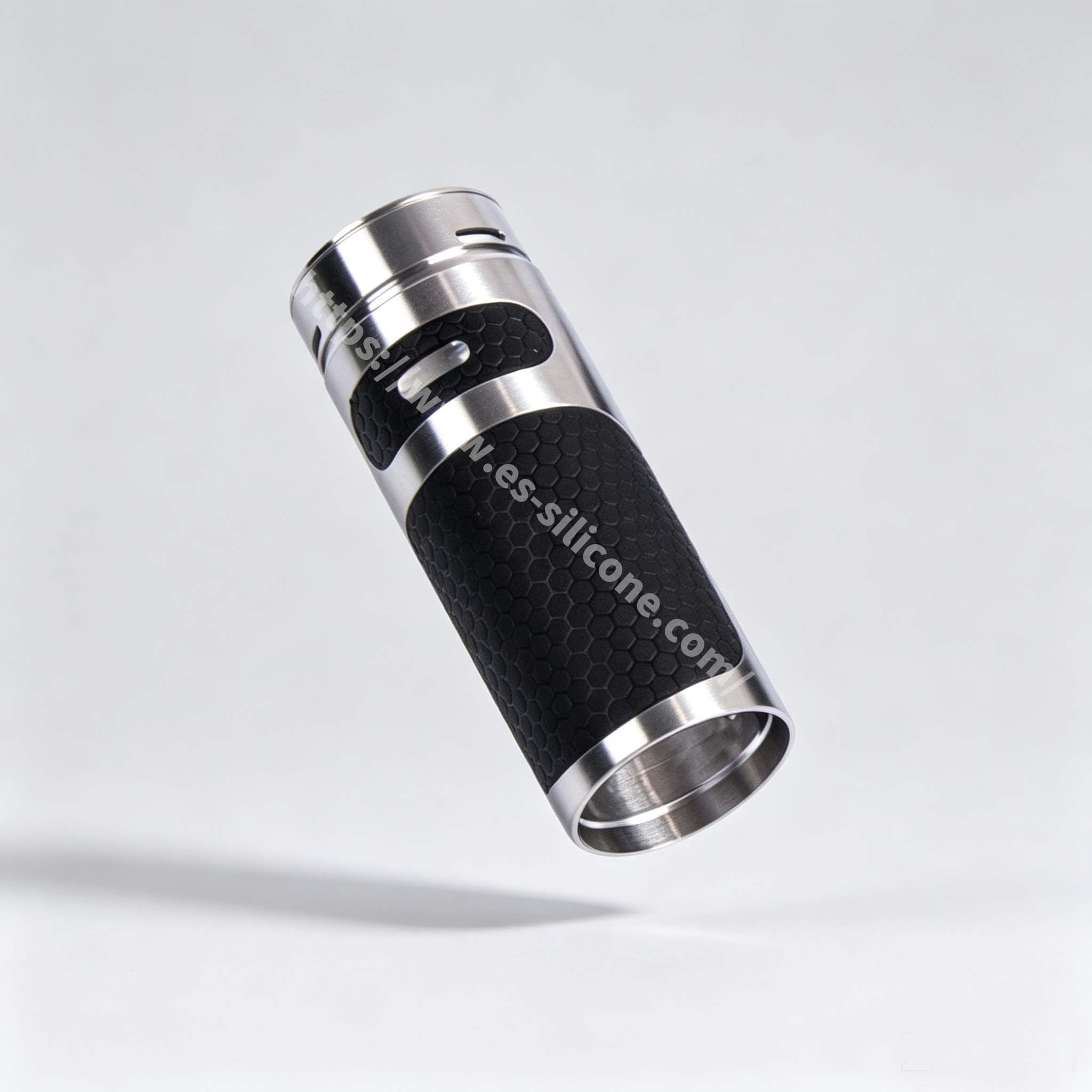 Liquid silicone encapsulates metal e-cigarette handle sleeve